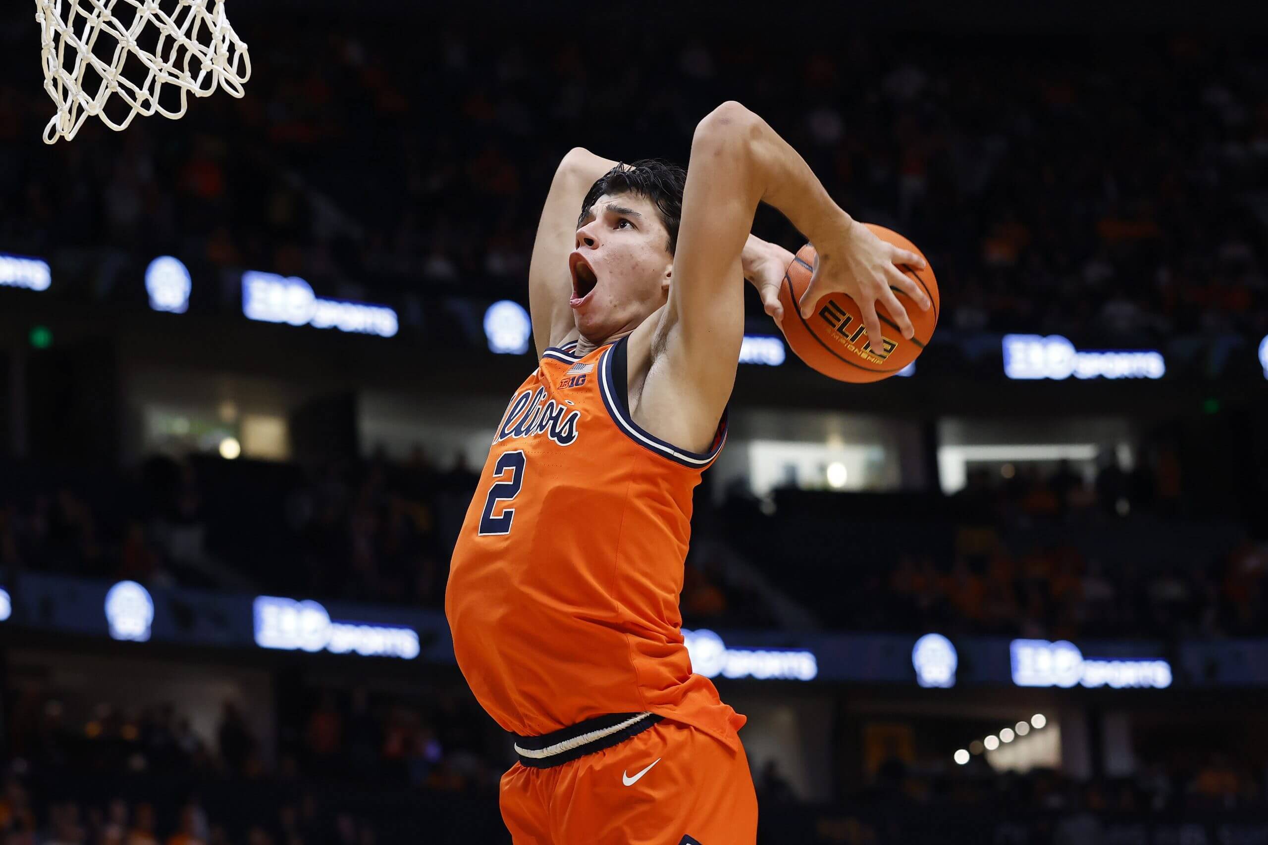 安全下载-NBA退选截止，伊利诺伊领跑新赛季前25